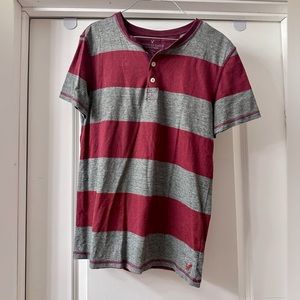 Men’s American Eagle Classic fit shirt size small